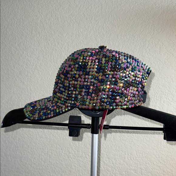 3 Sparkling Multicolor Rhinestone Caps - Picture 9 of 16